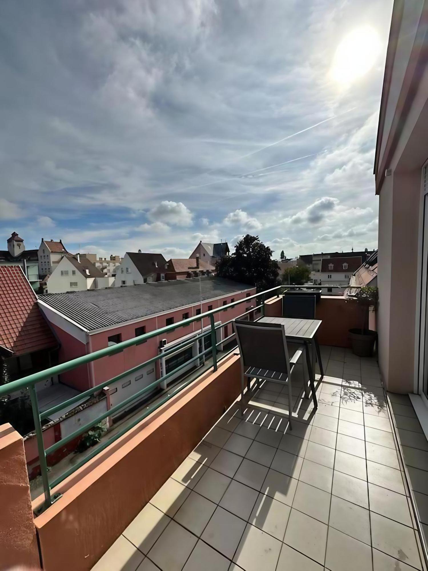 Superbe Duplex Proche Centre Ville Parking Gratuit Colmar Ngoại thất bức ảnh